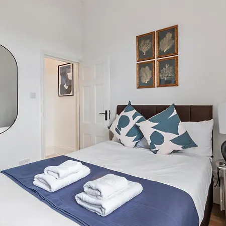 Acton Central Apartment London Exterior photo